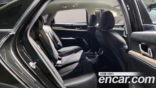 Kia K5 (III) 1.6 Turbo Noblesse 2023 — фото 12