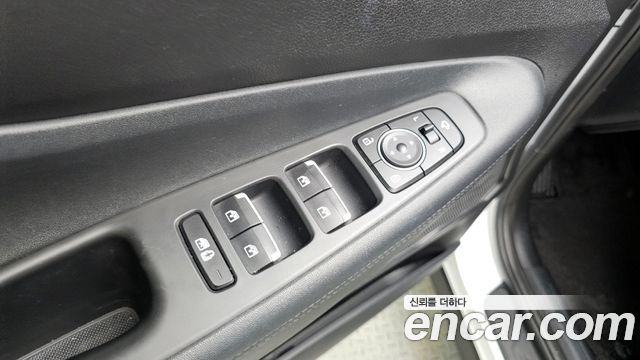 Hyundai Santa Fe Diesel 2.2 2WD Prestige 2021 — фото 19