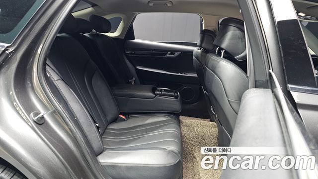 Genesis G80 (RG3) Gasoline 3.5 Turbo AWD 2022 — фото 12
