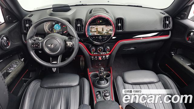 MINI Cooper S Countryman JCW Launch Pack 2nd Gen 2023 — фото 7