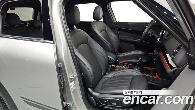 MINI Cooper S Countryman JCW Launch Pack 2nd Gen 2023 — фото 10