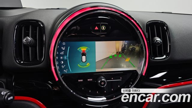 MINI Cooper S Countryman JCW Launch Pack 2nd Gen 2023 — фото 15