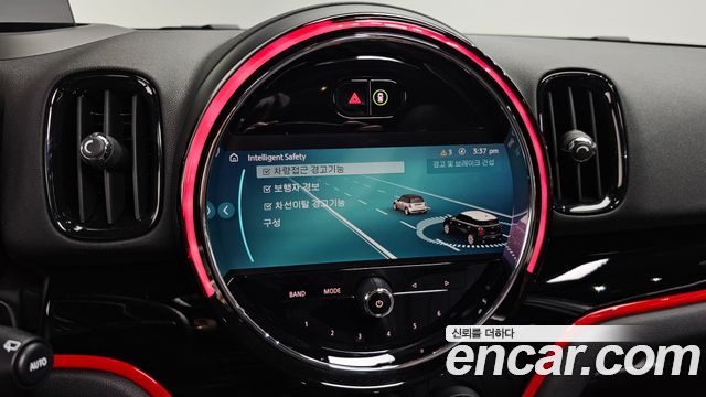 MINI Cooper S Countryman JCW Launch Pack 2nd Gen 2023 — фото 16