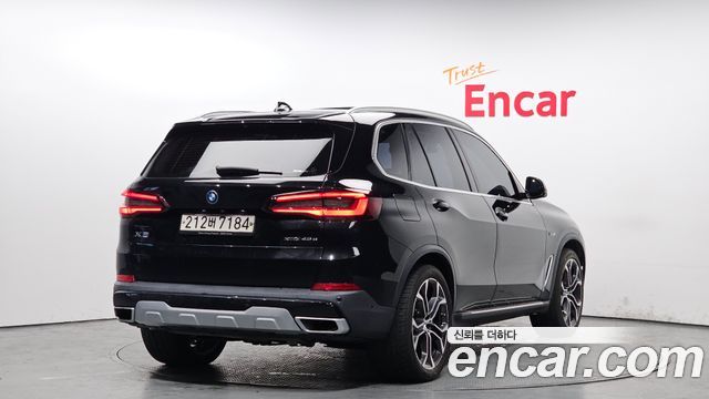 BMW X5 (G05) xDrive 45e xLine 2022 — фото 2