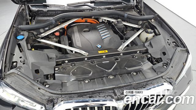 BMW X5 (G05) xDrive 45e xLine 2022 — фото 6