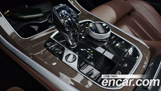 BMW X5 (G05) xDrive 45e xLine 2022 — фото 9