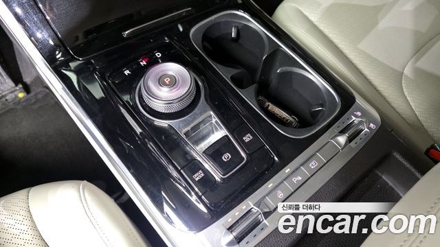 Kia Carnival (IV) Gasoline 9-Seater Signature 2021 — фото 9