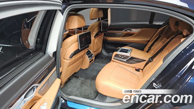 BMW 7 Series (G11) 740Li xDrive M Sport Package 2019 — фото 11