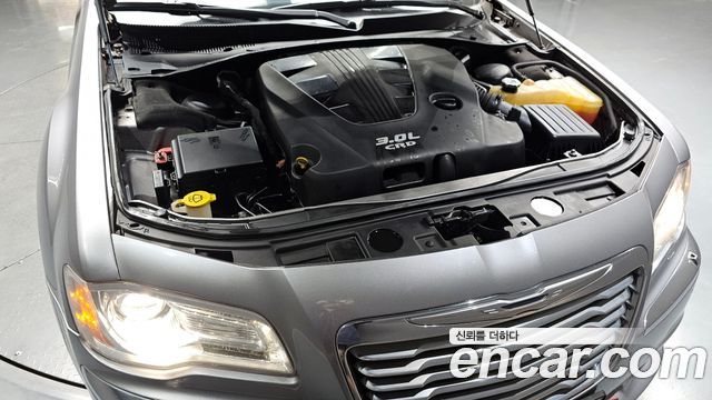 Chrysler 300C 3.0 Diesel 2013 — фото 6