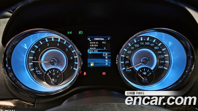 Chrysler 300C 3.0 Diesel 2013 — фото 8