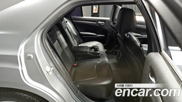Chrysler 300C 3.0 Diesel 2013 — фото 11