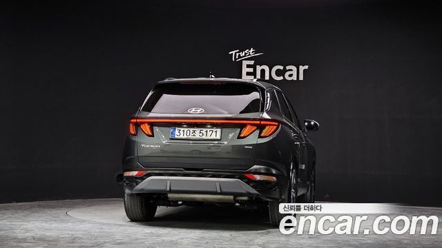 Hyundai Tucson (NX4) Gasoline 1.6 Turbo 4WD Inspiration 2021 — фото 4
