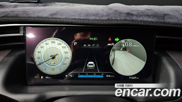 Hyundai Tucson (NX4) Gasoline 1.6 Turbo 4WD Inspiration 2021 — фото 8