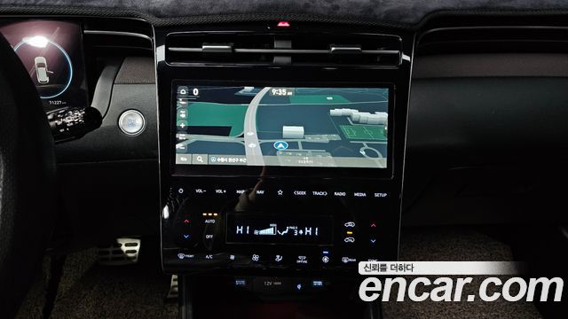 Hyundai Tucson (NX4) Gasoline 1.6 Turbo 4WD Inspiration 2021 — фото 14