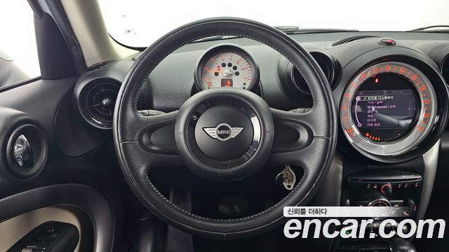 MINI Cooper D Countryman SE 1st 2013 — фото 13