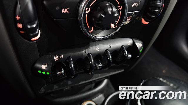 MINI Cooper D Countryman SE 1st 2013 — фото 17
