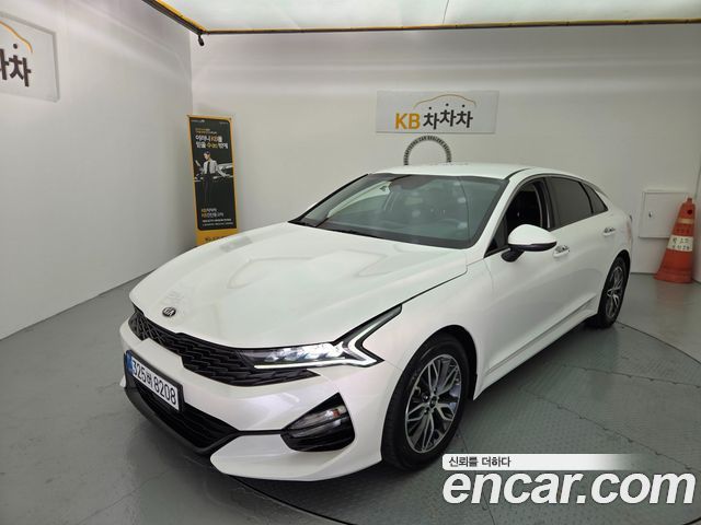 Kia K5 (III) 2.0 Trendy 2021 — фото 2