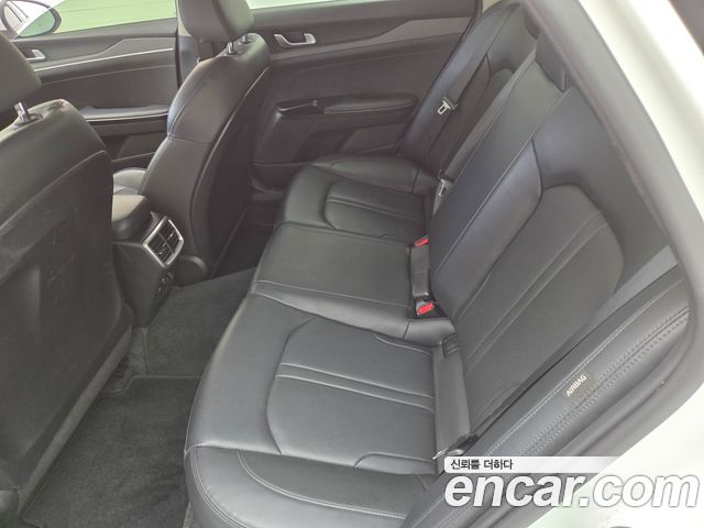 Kia K5 (III) 2.0 Trendy 2021 — фото 17