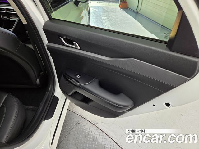 Kia K5 (III) 2.0 Trendy 2021 — фото 19