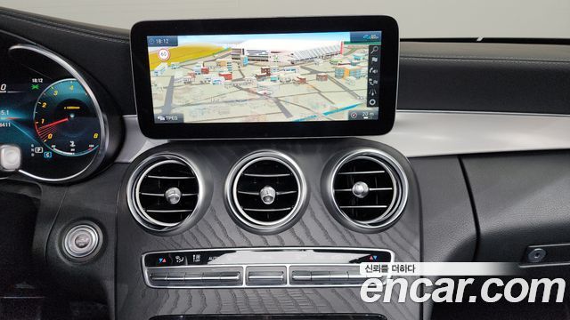Mercedes-Benz C-Class (W205) C200 Cabriolet 2022 — фото 15