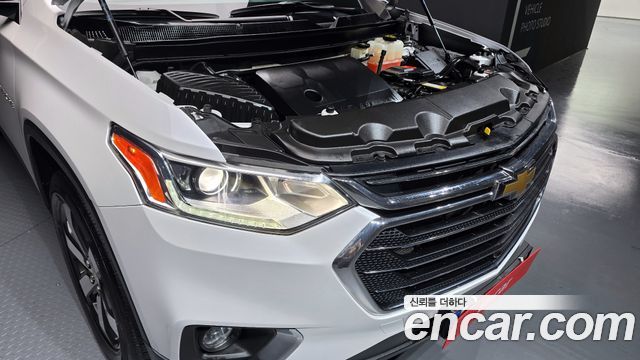 Chevrolet Traverse 3.6 AWD LT Leather Premium 2020 — фото 6