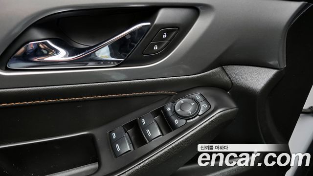 Chevrolet Traverse 3.6 AWD LT Leather Premium 2020 — фото 17
