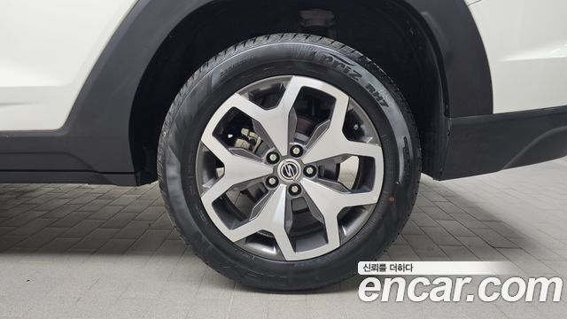 KG Mobility (SsangYong) Torres Gasoline 1.5 2WD T7 2023 — фото 5