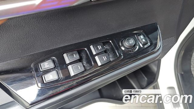 KG Mobility (SsangYong) Torres Gasoline 1.5 2WD T7 2023 — фото 14