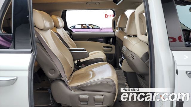 Kia Carnival (IV) Gasoline 7-Seater Hi-Limousine Signature 2021 — фото 12