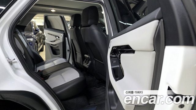 Land Rover Range Rover Evoque (II) P250 Dynamic SE 2025 — фото 9