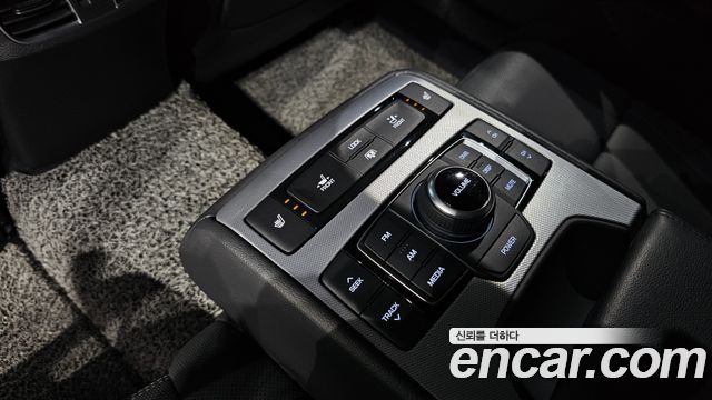 Genesis G80 3.3 GDI AWD Premium Luxury 2019 — фото 22