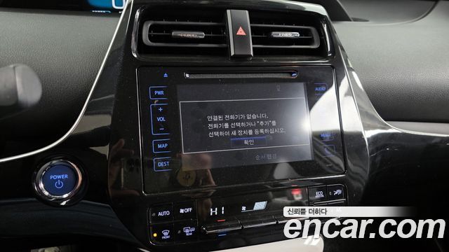 Toyota Prius Prime 1.8 2018 — фото 20