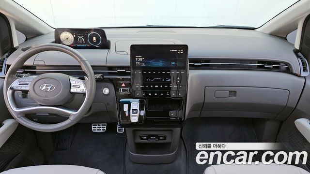 Hyundai Staria 4WD Lounge 9-Seater Inspiration 2023 — фото 7