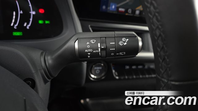 Lexus UX300h 2.0 2WD 2025 — фото 19