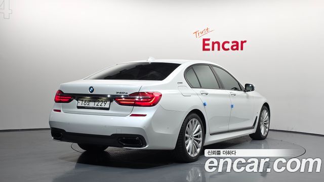 BMW 7 Series (G11) 740e iPerformance M Sport 2017 — фото 2