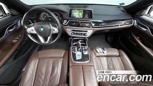 BMW 7 Series (G11) 740e iPerformance M Sport 2017 — фото 7
