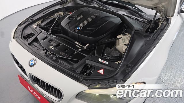 BMW 5 Series (F10) 520d 2011 — фото 6