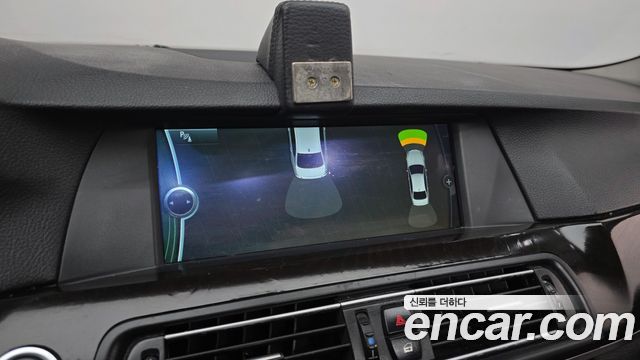 BMW 5 Series (F10) 520d 2011 — фото 15