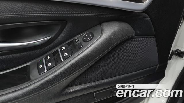 BMW 5 Series (F10) 520d 2011 — фото 19