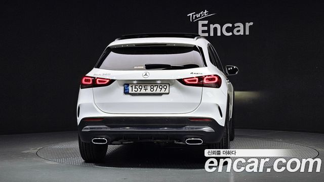 Mercedes-Benz GLA-Class (H247) GLA250 4MATIC 2022 — фото 4