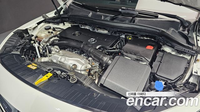 Mercedes-Benz GLA-Class (H247) GLA250 4MATIC 2022 — фото 6
