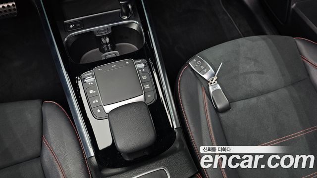 Mercedes-Benz GLA-Class (H247) GLA250 4MATIC 2022 — фото 18