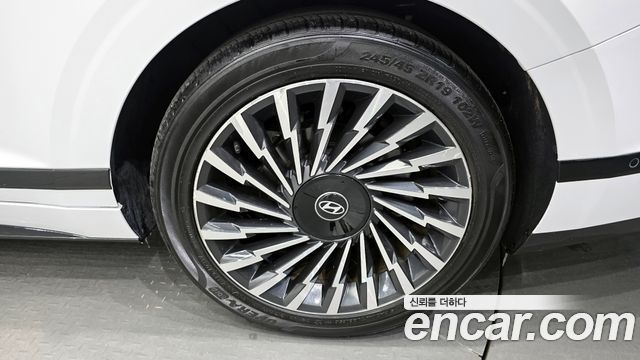 Hyundai Grandeur Hybrid (GN7) Calligraphy 2024 — фото 5