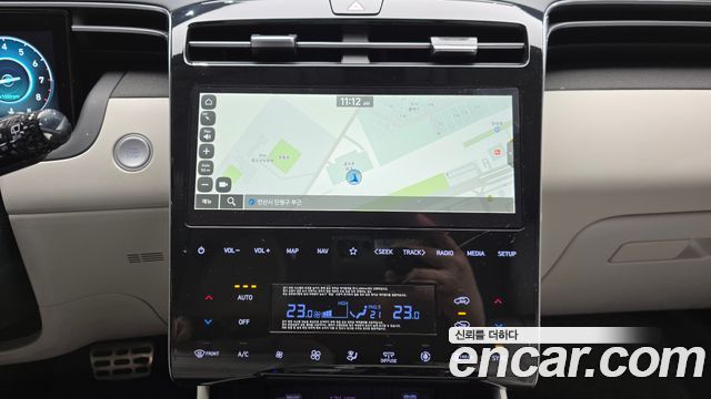 Hyundai Tucson (NX4) Gasoline 1.6 Turbo 4WD Inspiration 2022 — фото 17