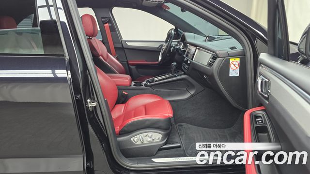 Porsche Macan 2.9 S 2023 — фото 11