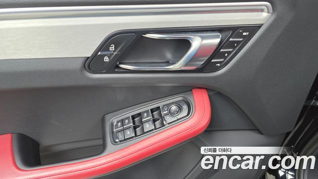 Porsche Macan 2.9 S 2023 — фото 16