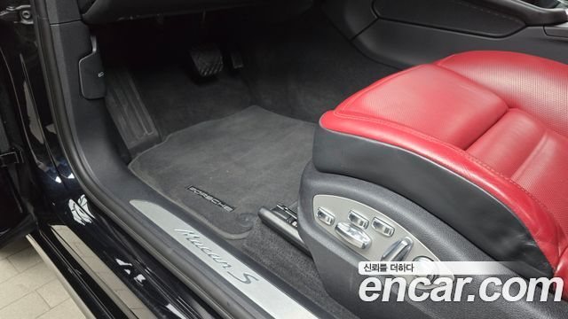 Porsche Macan 2.9 S 2023 — фото 17