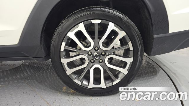 KG Mobility (SsangYong) Torres Gasoline 1.5 2WD T7 2024 — фото 5