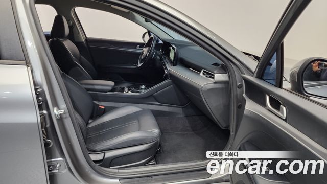 Kia K5 (III) 2.0 Prestige 2021 — фото 11