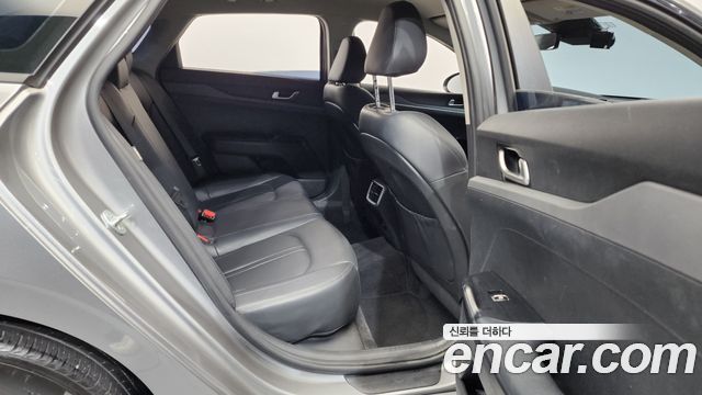 Kia K5 (III) 2.0 Prestige 2021 — фото 12
